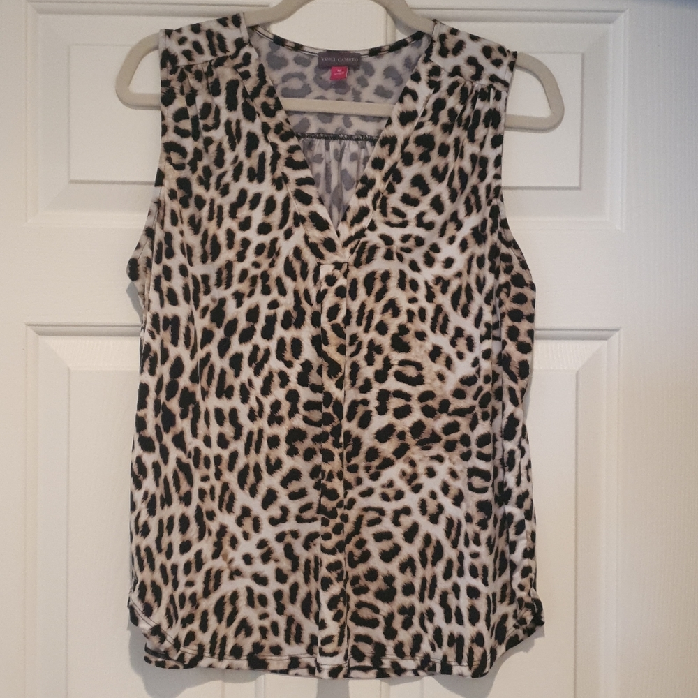 Vince Camuto Leopqrd Print Top